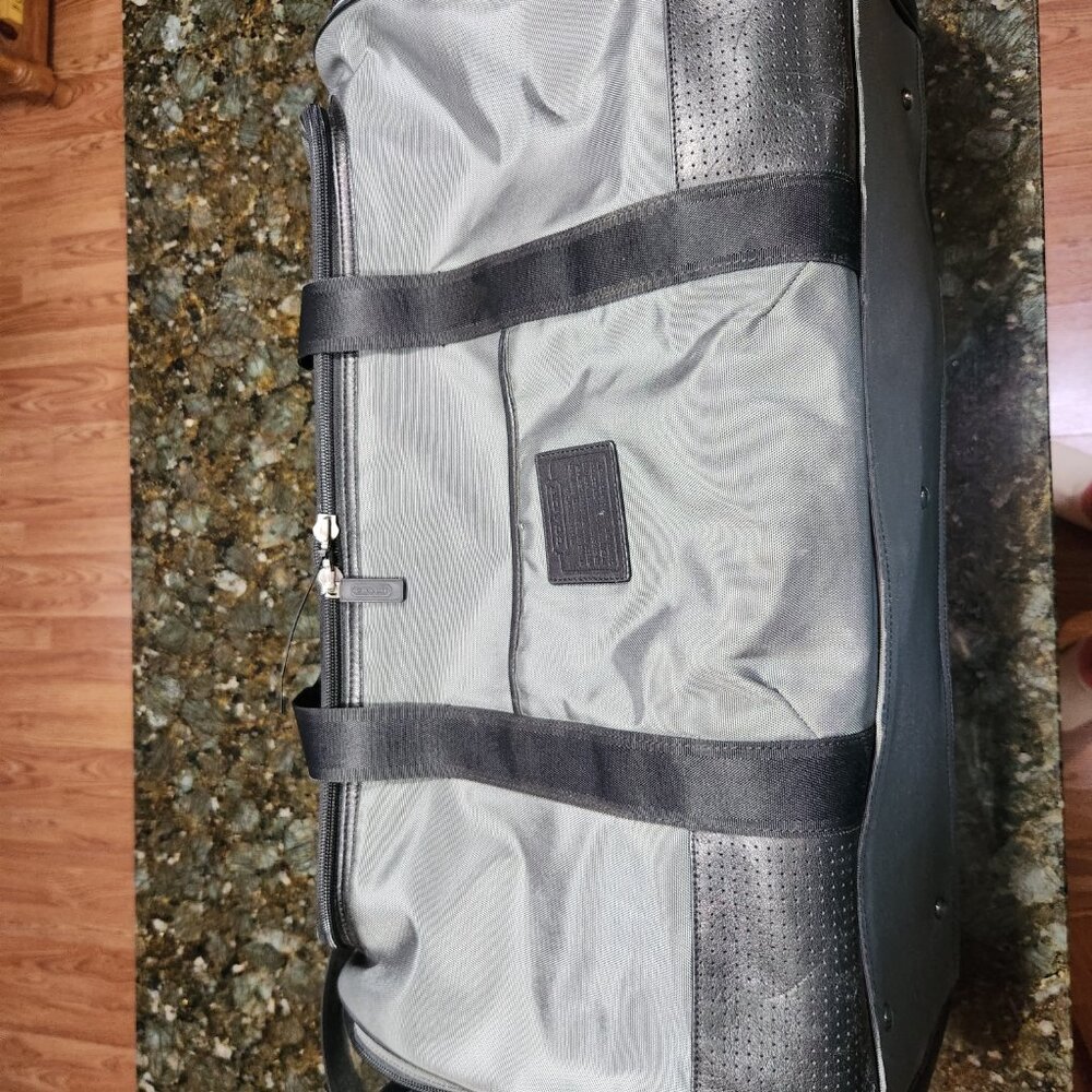 Large 24" COACH duffle travel cabin carryon gym bag nylon and leather with strap - Picture 10 of 14